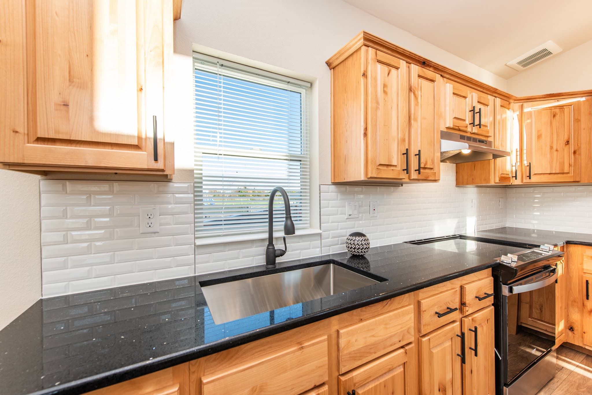 The dungeness kitchen home features