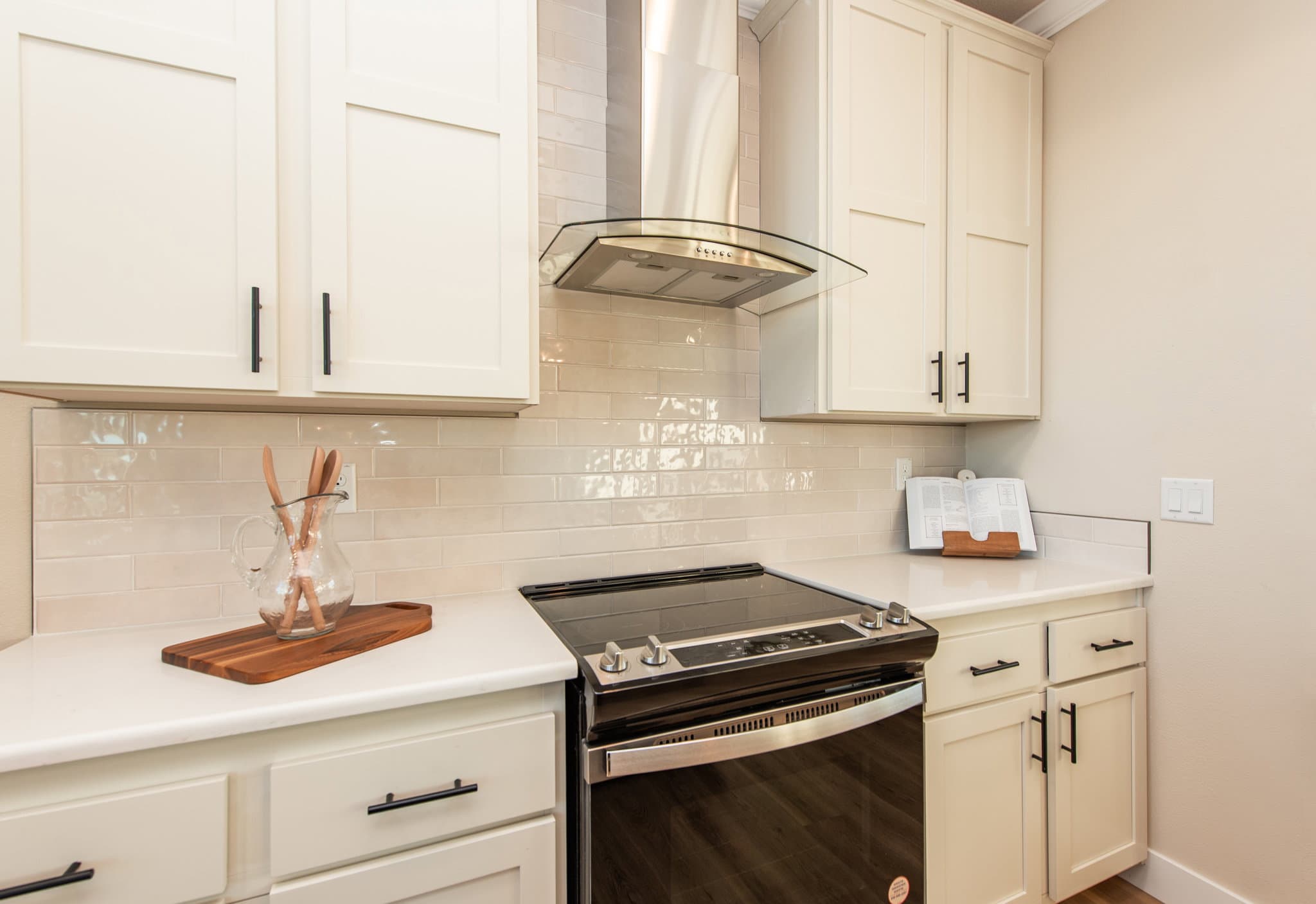 The homestead  kitchen home features