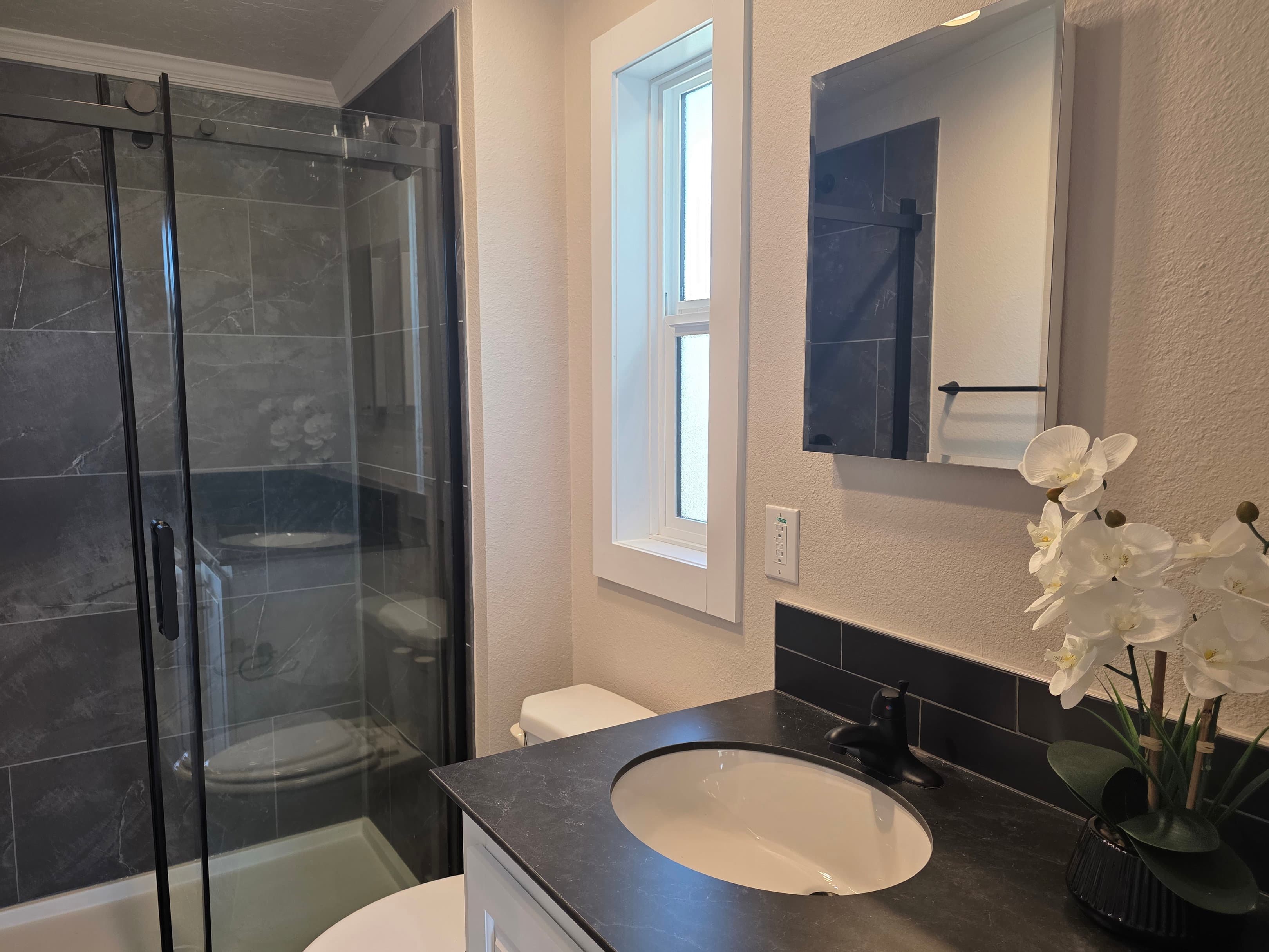The salish  home features