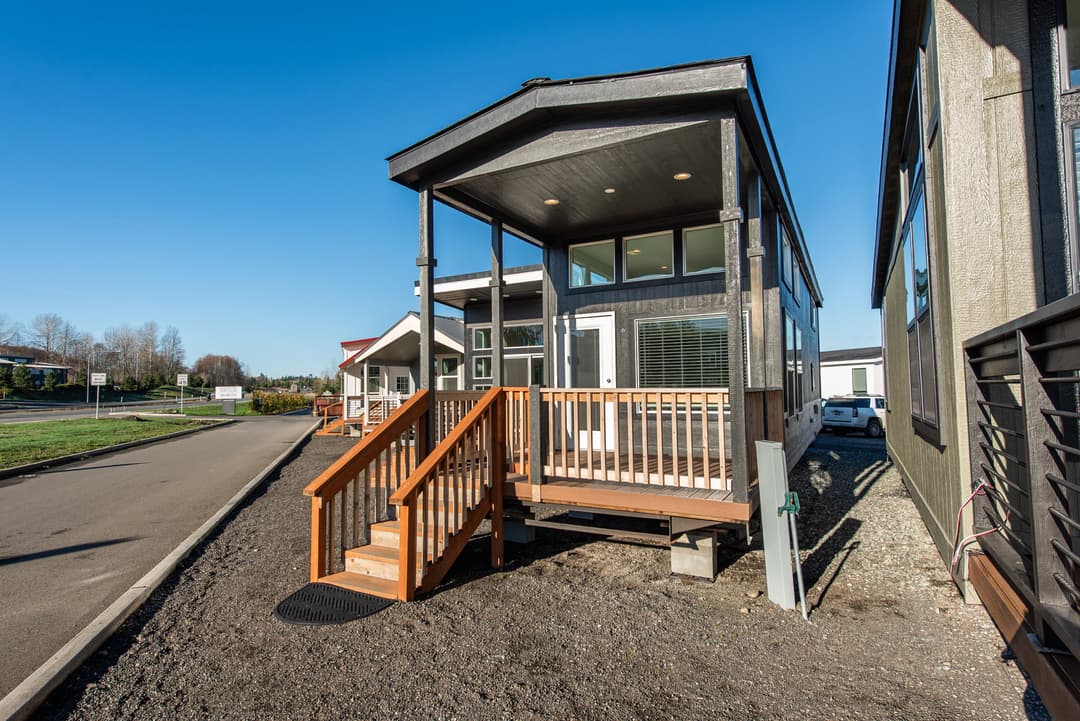 The townsend exterior home features