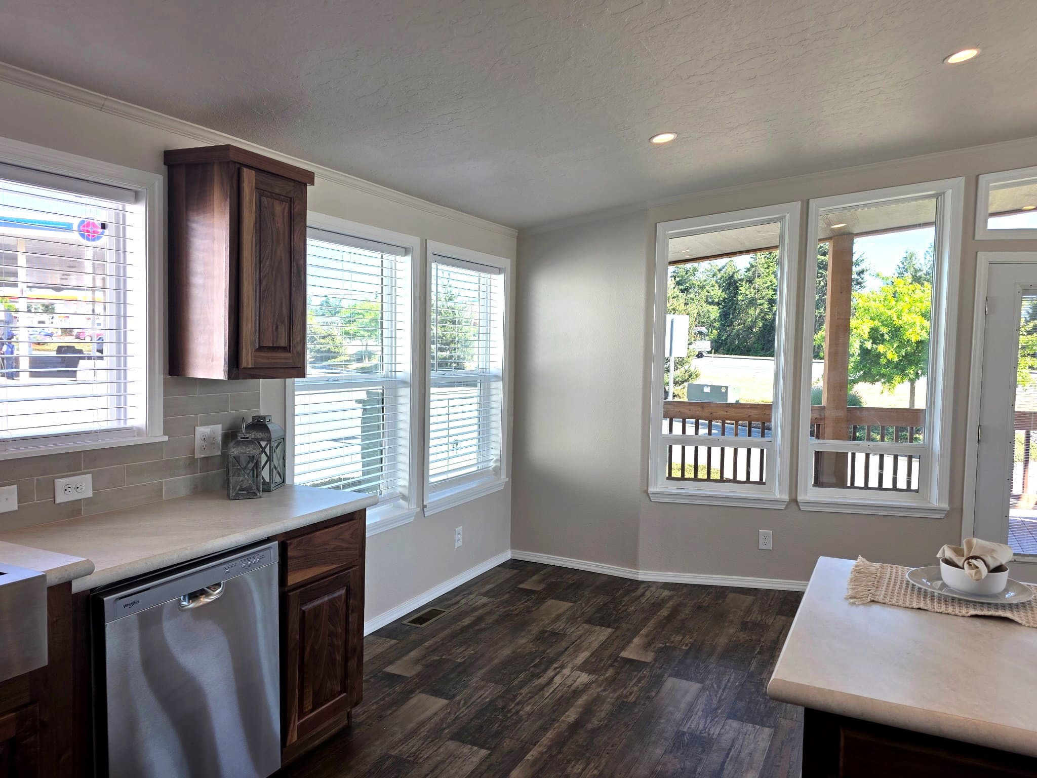 The timberline  home features
