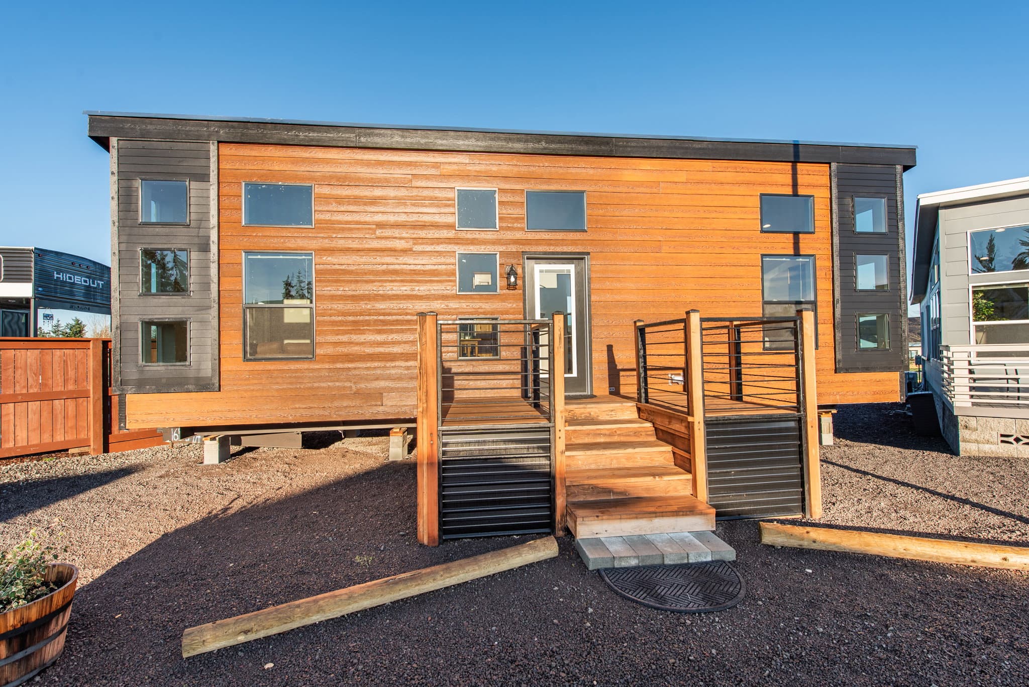 The dungeness exterior home features