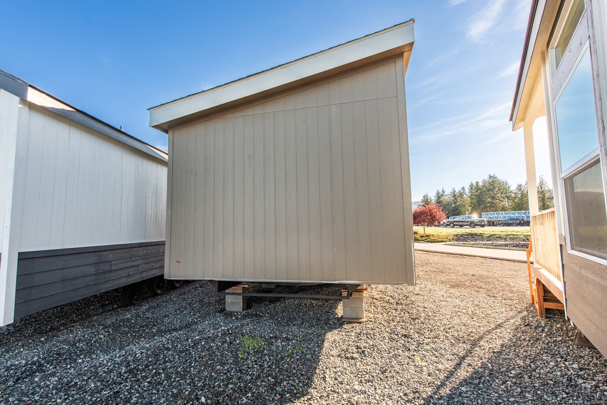 The strait exterior and elevation home features