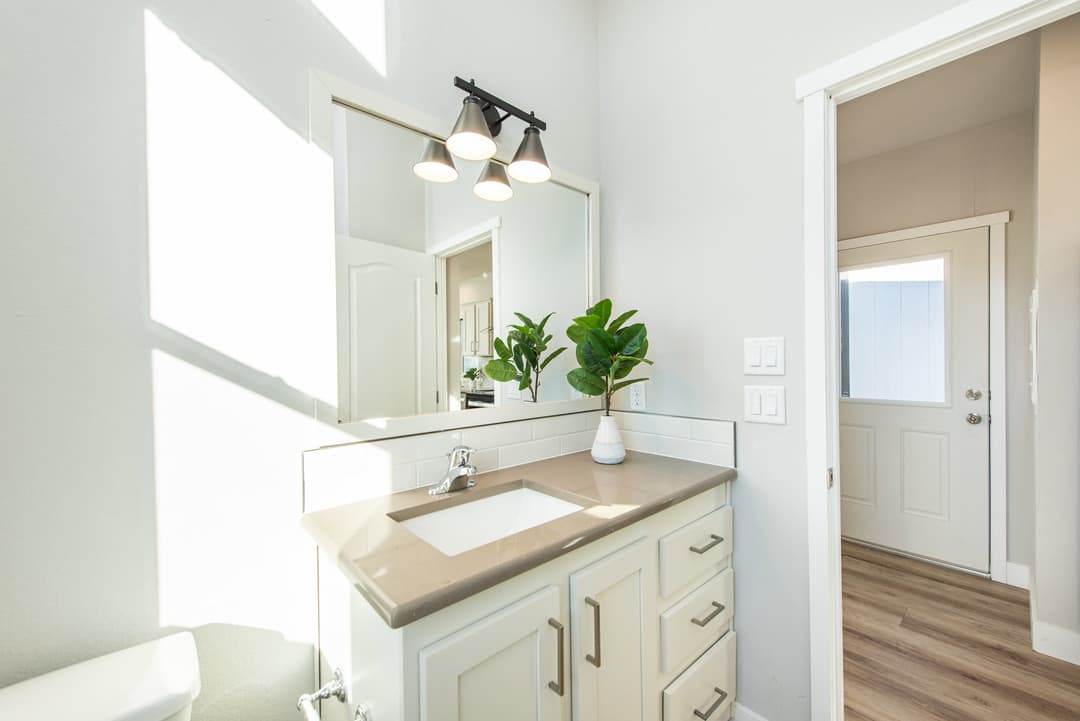 The strait bathroom home features