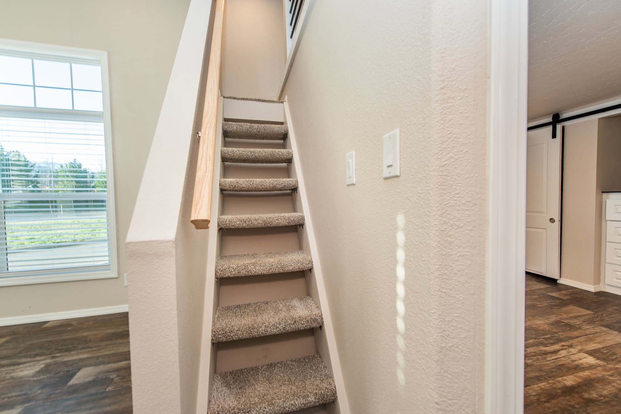 The lofted olympic interior home features
