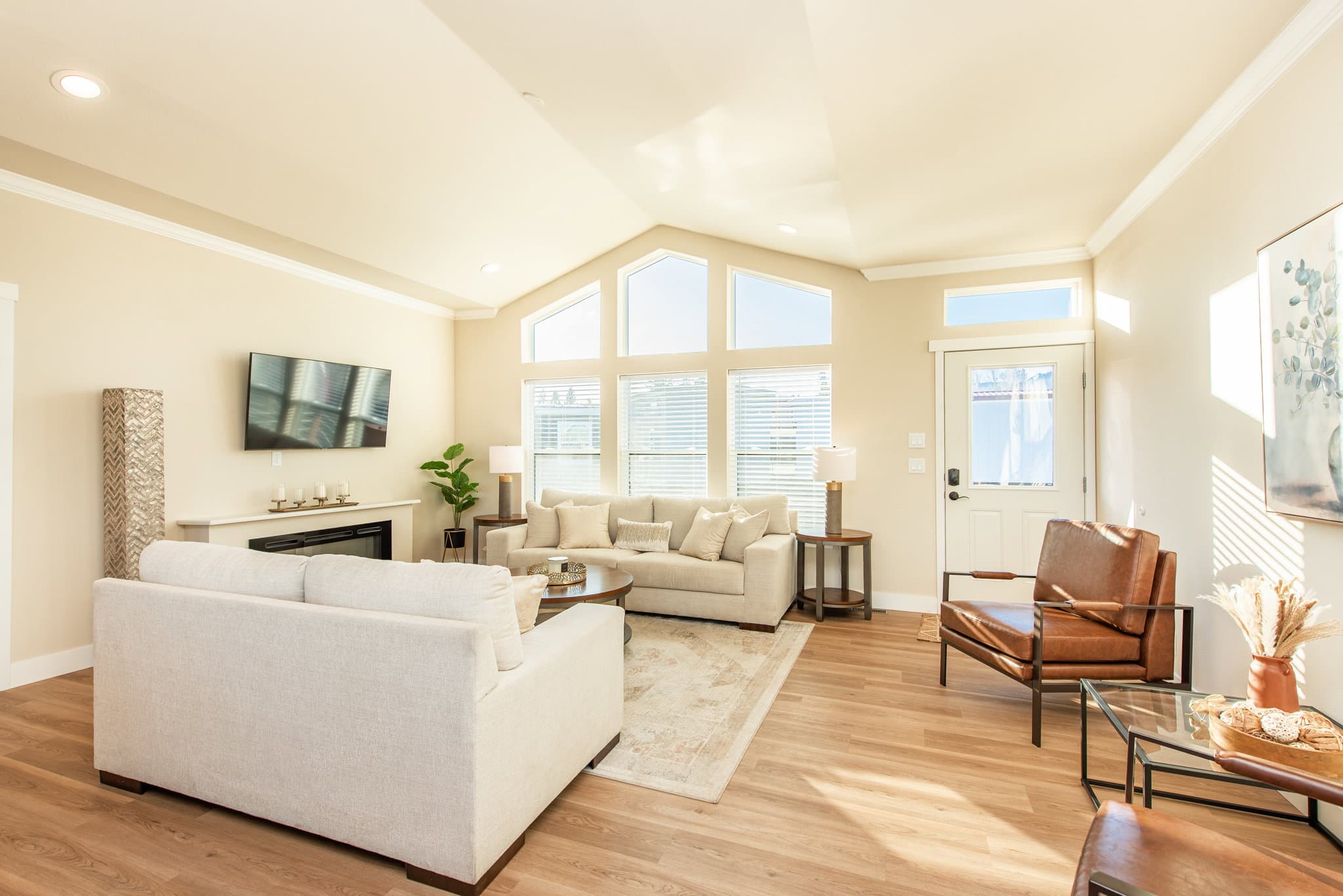 The homestead  interior and hero home features
