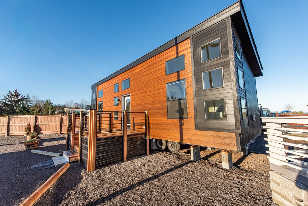 The dungeness exterior home features