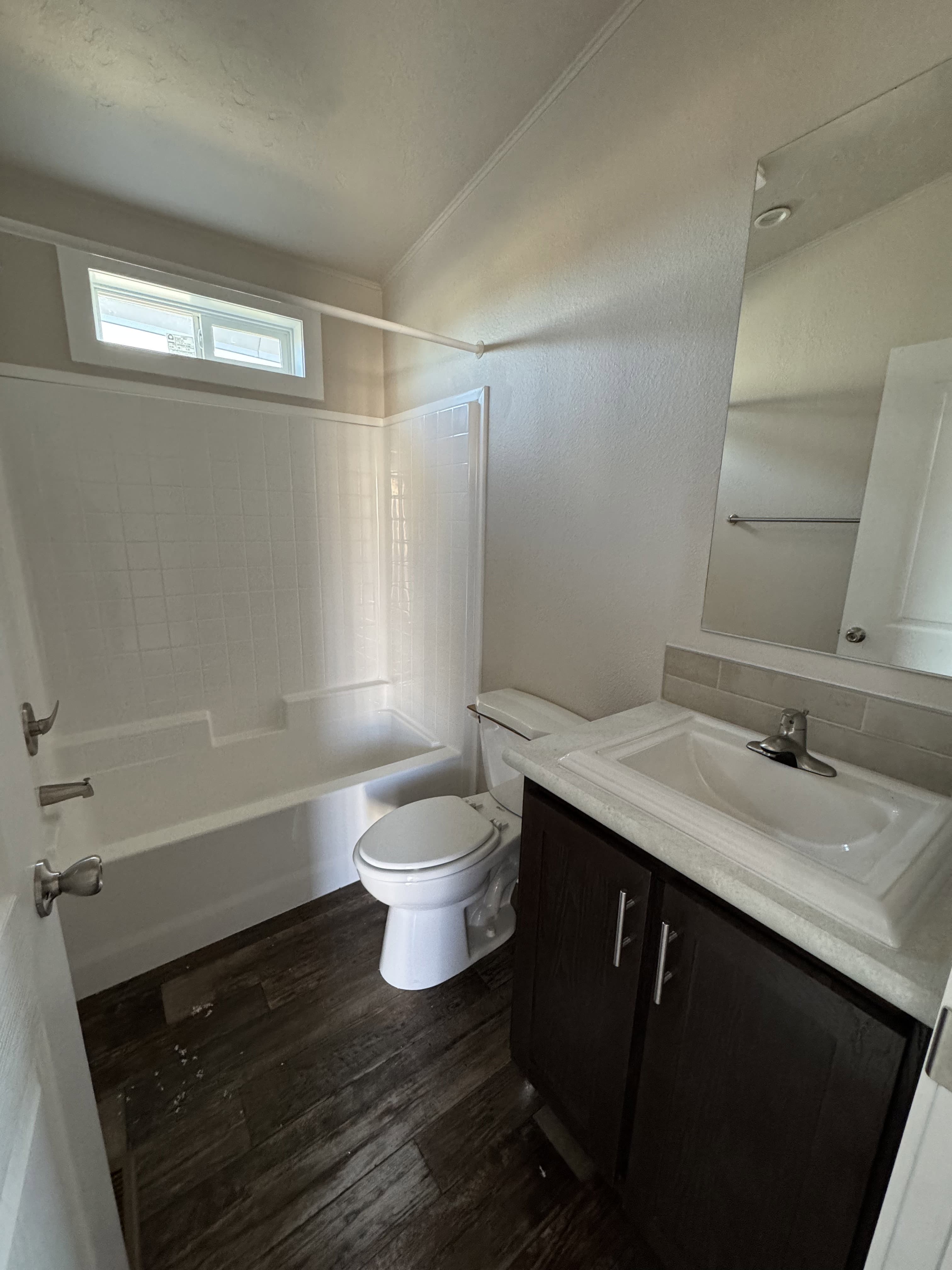 The evergreen bathroom home features