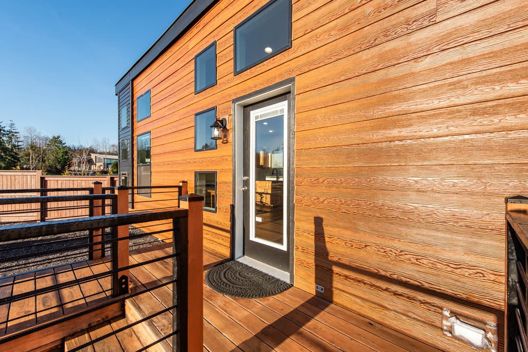 The dungeness exterior home features
