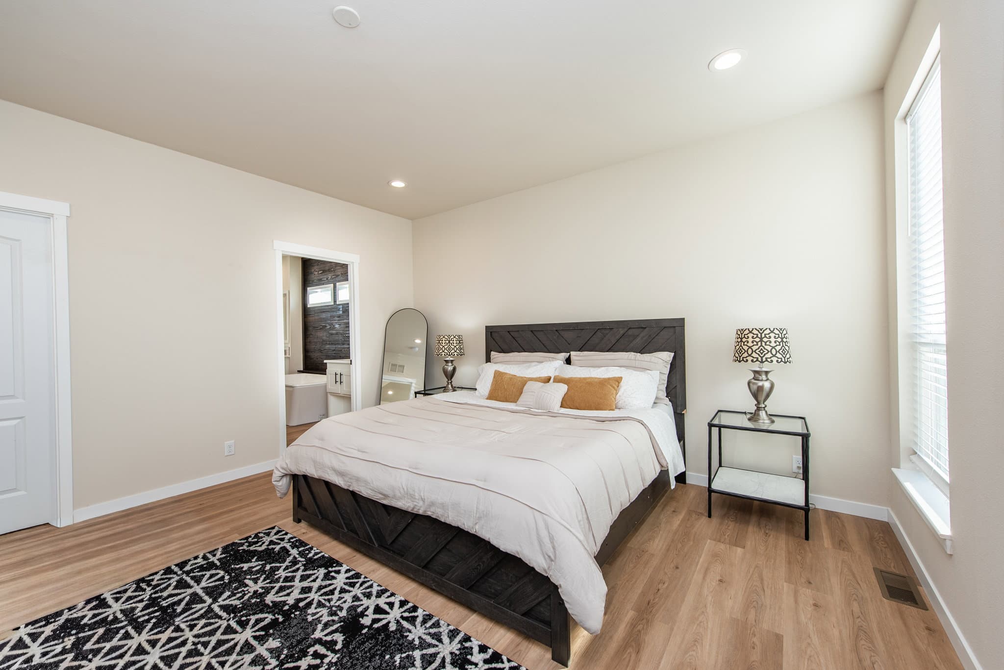 The homestead  bedroom home features