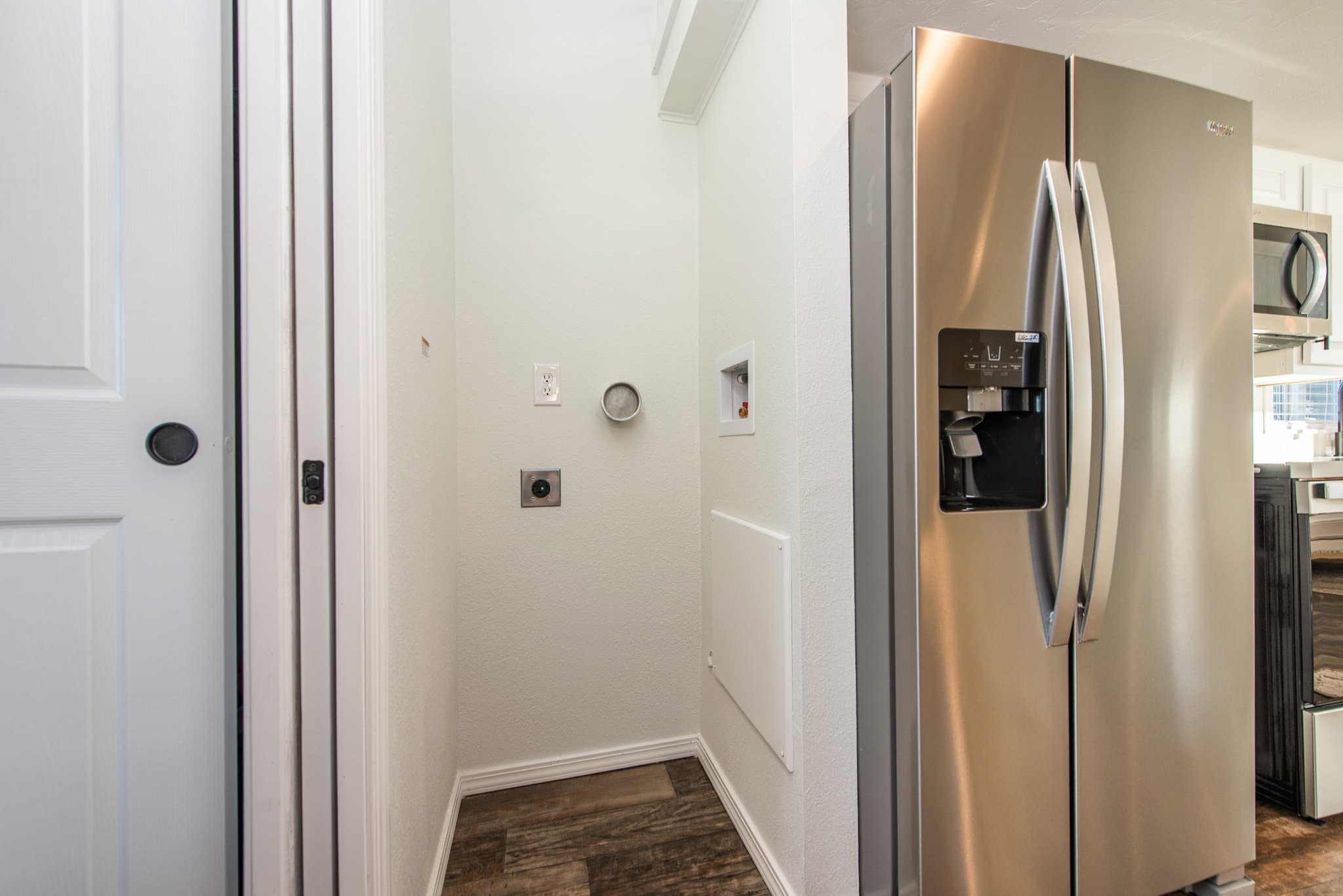 The alpine interior home features