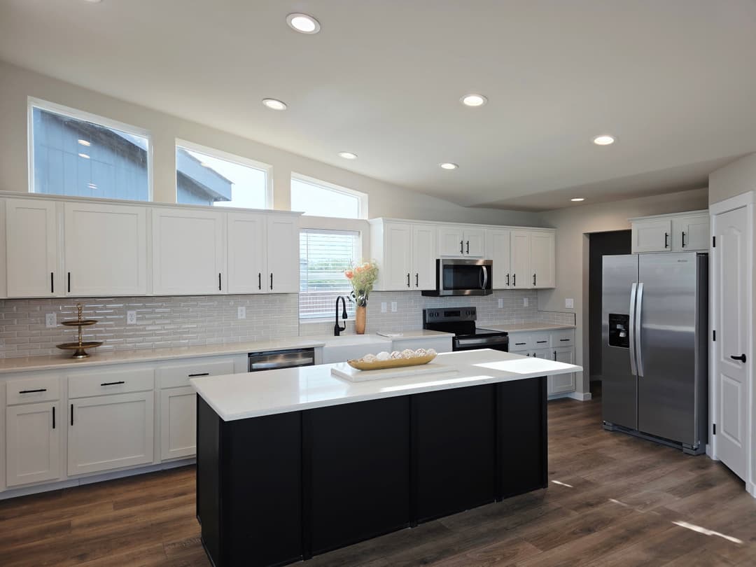 The pacific kitchen home features