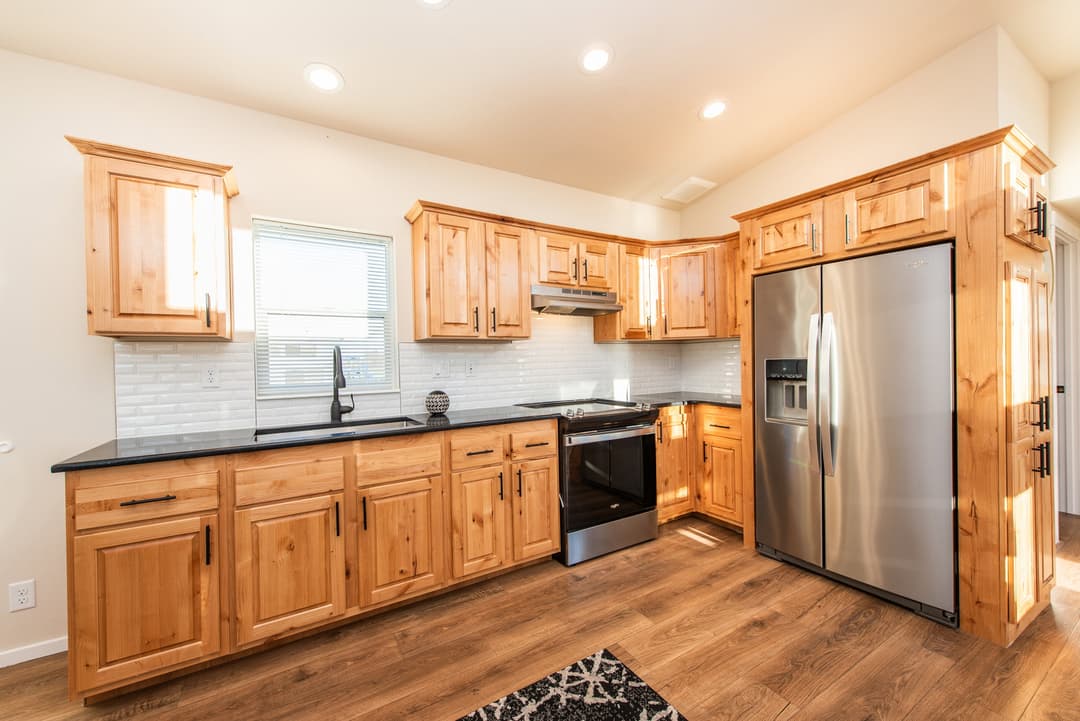The dungeness kitchen home features